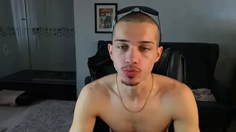 KaydenDrew webcam model stream image