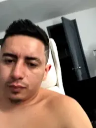 DanielGomez9 webcam model stream image