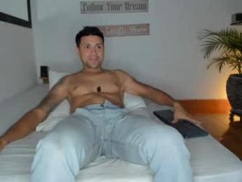 maxi_mux1 webcam model stream image