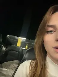 -AngelAri- webcam stripchat model stream image