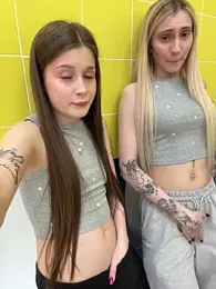 mmelicious webcam stripchat model stream image