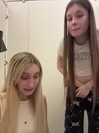 mmelicious webcam stripchat model stream image