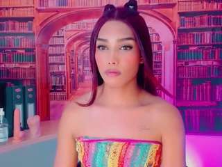 emeli-roushot webcam camsoda model stream image