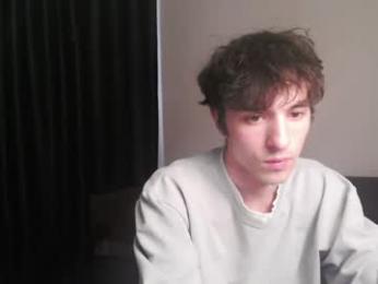 dress_air webcam model stream image