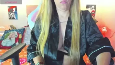 Karly_moon webcam model stream image