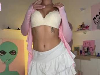 cuteelsa_ webcam model stream image