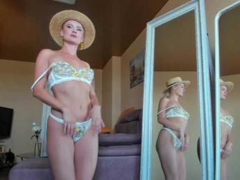 MissMotivated webcam bongacams model stream image