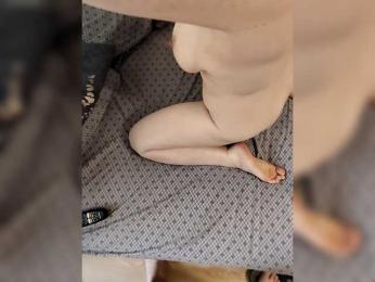 MmvHon webcam model stream image