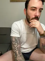 DEEPWOLFF webcam model stream image