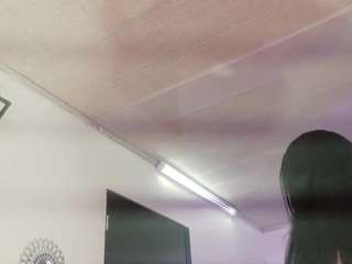 maeve-ds webcam model stream image