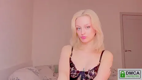 your_molly_mark_ webcam model stream image