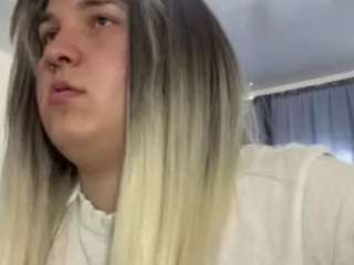 evamiron webcam model stream image