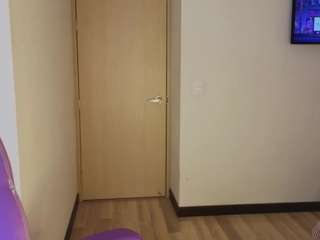 aashleey webcam model stream image