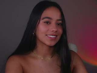 dafnee-ds webcam camsoda model stream image