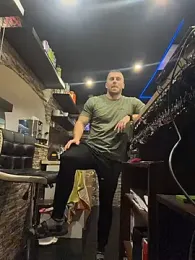 trainwithme webcam stripchat model stream image