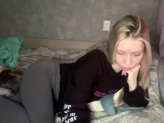 indiramormino webcam camsoda model stream image