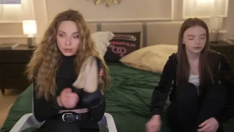 Zlata_Sky webcam model stream image