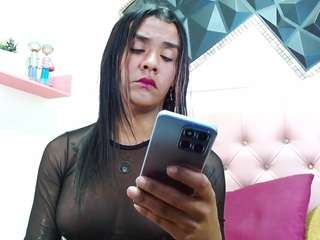 andrea-safeira webcam camsoda model stream image