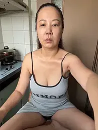 EcupLena webcam stripchat model stream image