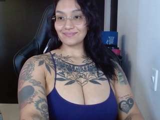 toothyy webcam camsoda model stream image