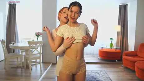 LoraineKlinger webcam model stream image