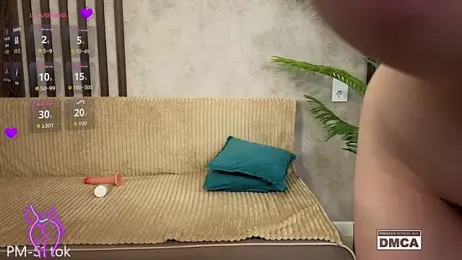 Holl1Would webcam model stream image