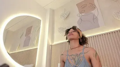 daiana_curly webcam model stream image