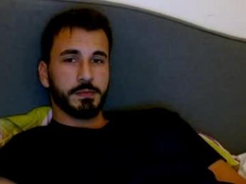 hornyasfuckk33 webcam model stream image