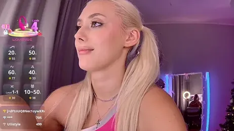 LoryWood webcam model stream image