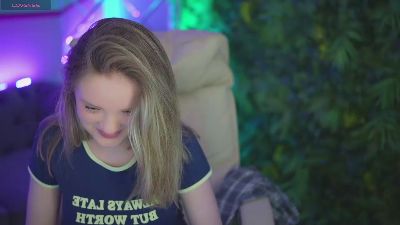 MariaMedow webcam model stream image