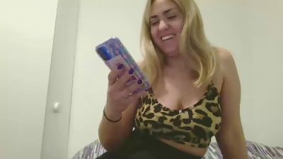 susixxx4u webcam model stream image