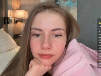 VikkiExtraCheese webcam bongacams model stream image