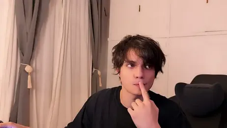 SasukeUhchiaa webcam model stream image