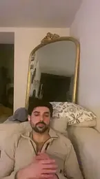 eauminerale webcam model stream image