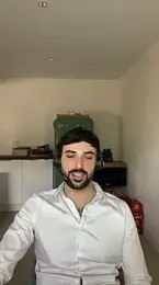 eauminerale webcam model stream image