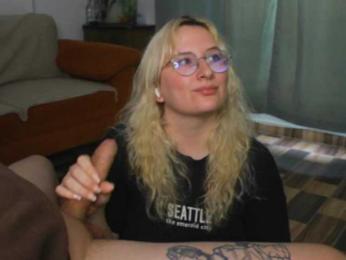 CherryAndAndy webcam model stream image