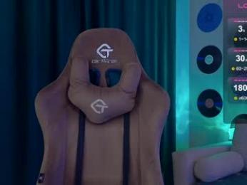 debugmee webcam model stream image