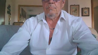 gyordy1 webcam cam4 model stream image