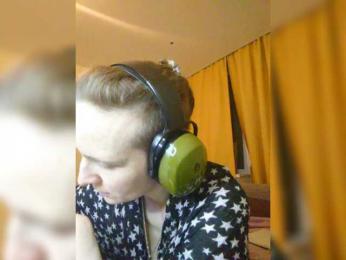 Magretta_Dering webcam model stream image