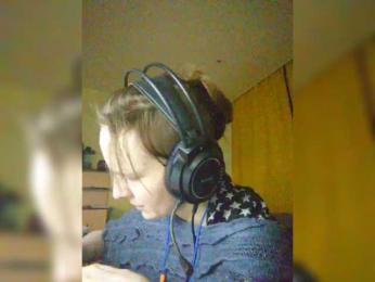 Magretta_Dering webcam model stream image