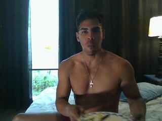 King Raul webcam flirt4free model stream image
