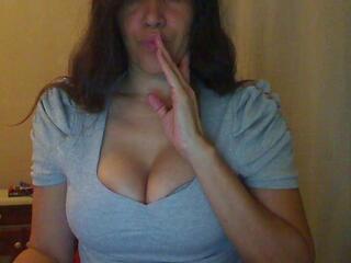 Brenda Slov webcam model stream image