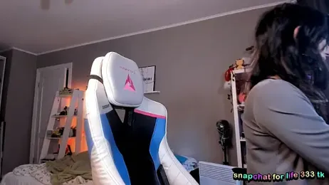 Viv_Player webcam stripchat model stream image