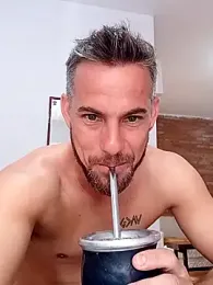 Danthepiero webcam model stream image