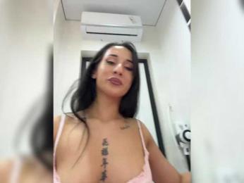 Adel9 webcam model stream image