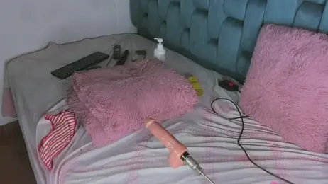 Roxy-Smith webcam model stream image