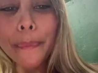 jennermd webcam model stream image