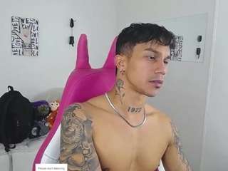 leonardprice1 webcam camsoda model stream image