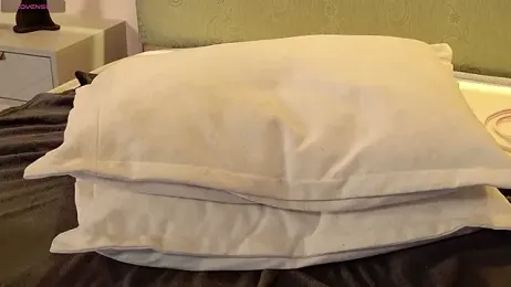 MilkMeSoftly webcam model stream image