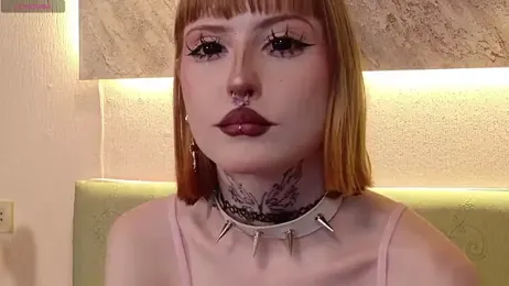 MilkMeSoftly webcam model stream image